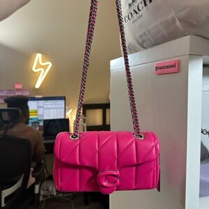 NWOT Coach Quilted Tabby Shoulder Bag 20 w/ Pillow Quilting - Dragonfruit (RARE)